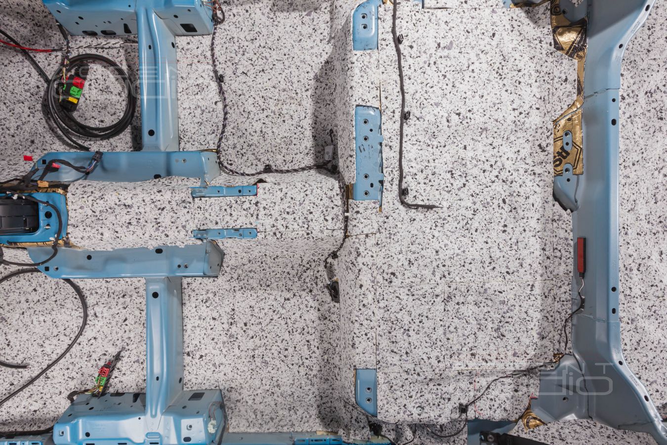 Шумоизоляция Audi Q3: если вы любите свой автомобиль