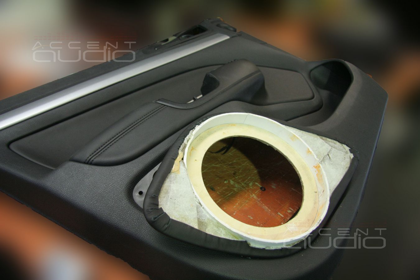 Установка мидбасов Eton A1 в SKODA Octavia RS