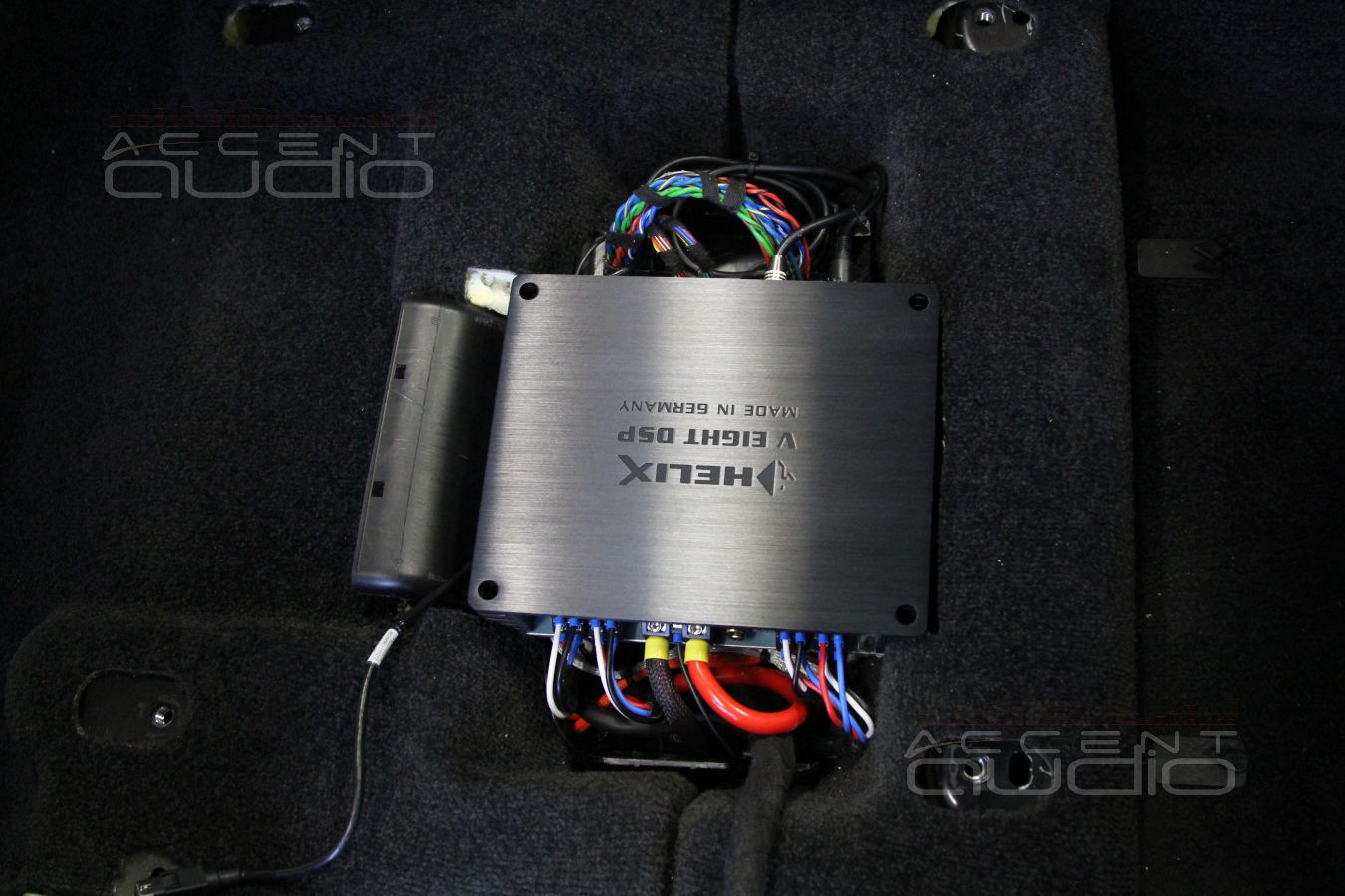 Процессорный усилитель Helix – сердце новой аудиосистемы Range Rover Vogue