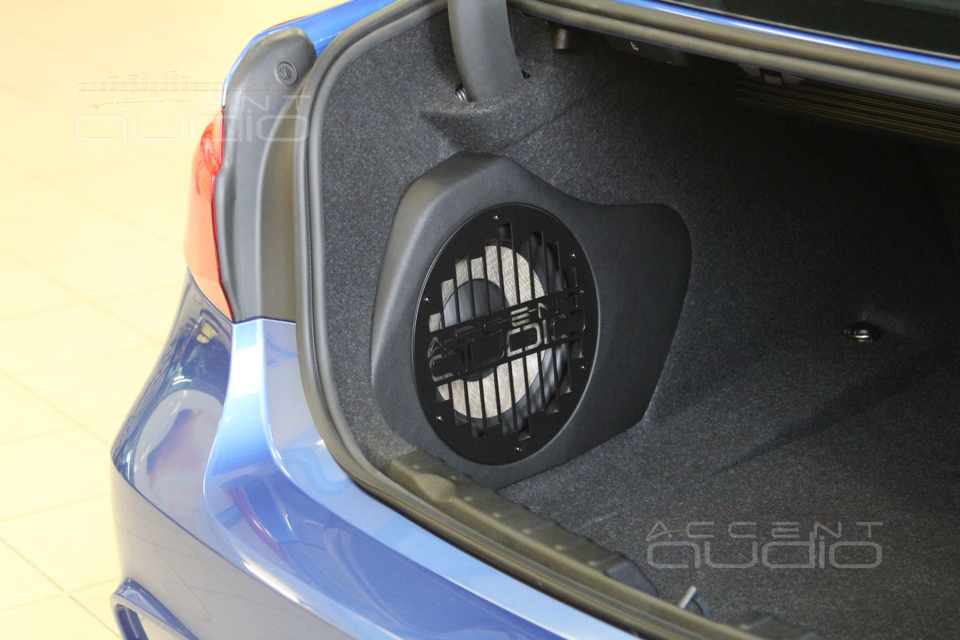 Его величество, Сабвуфер-стелс Focal P25F 