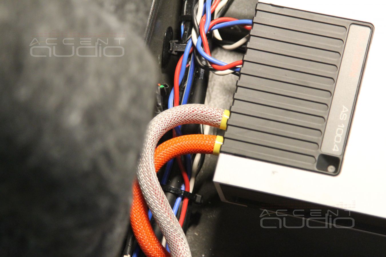 Установка Mosconi Gladen AS 100.4