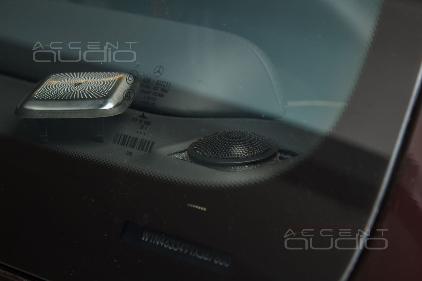 Немецкие твитеры Helix C1T в штатных местах MB Gelandewagen решают !