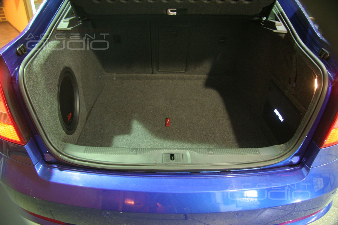 Усилители и сабвуферы в SKODA Octavia