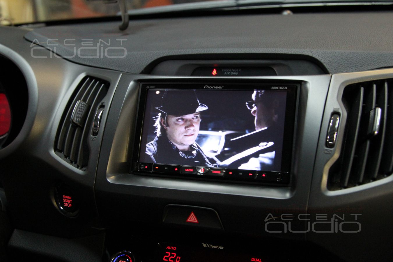 Kia Sportage NEW - полная замена аудиосистемы