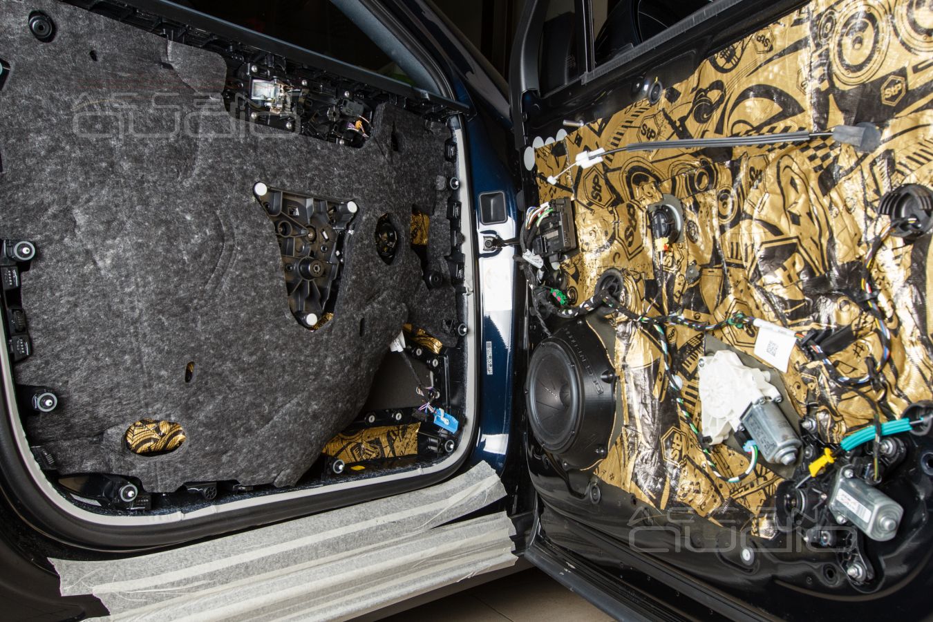 Аудиоподготовка дверей и установка мидбасов ScanSpeak в Porsche Cayenne Coupe