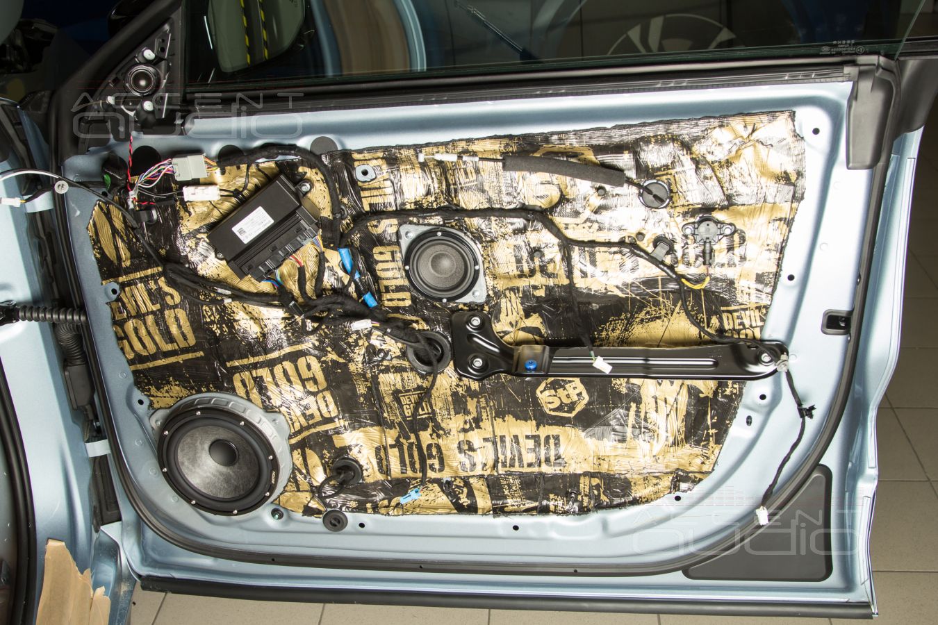 Среднечастотные Brax ML3 и их специальные объемы для Zeekr 001