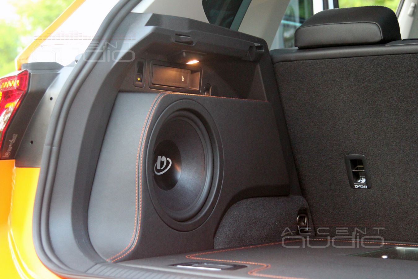 Фирменный сабвуфер с новой, оранжевой отстрочкой под Оранжевое настроение