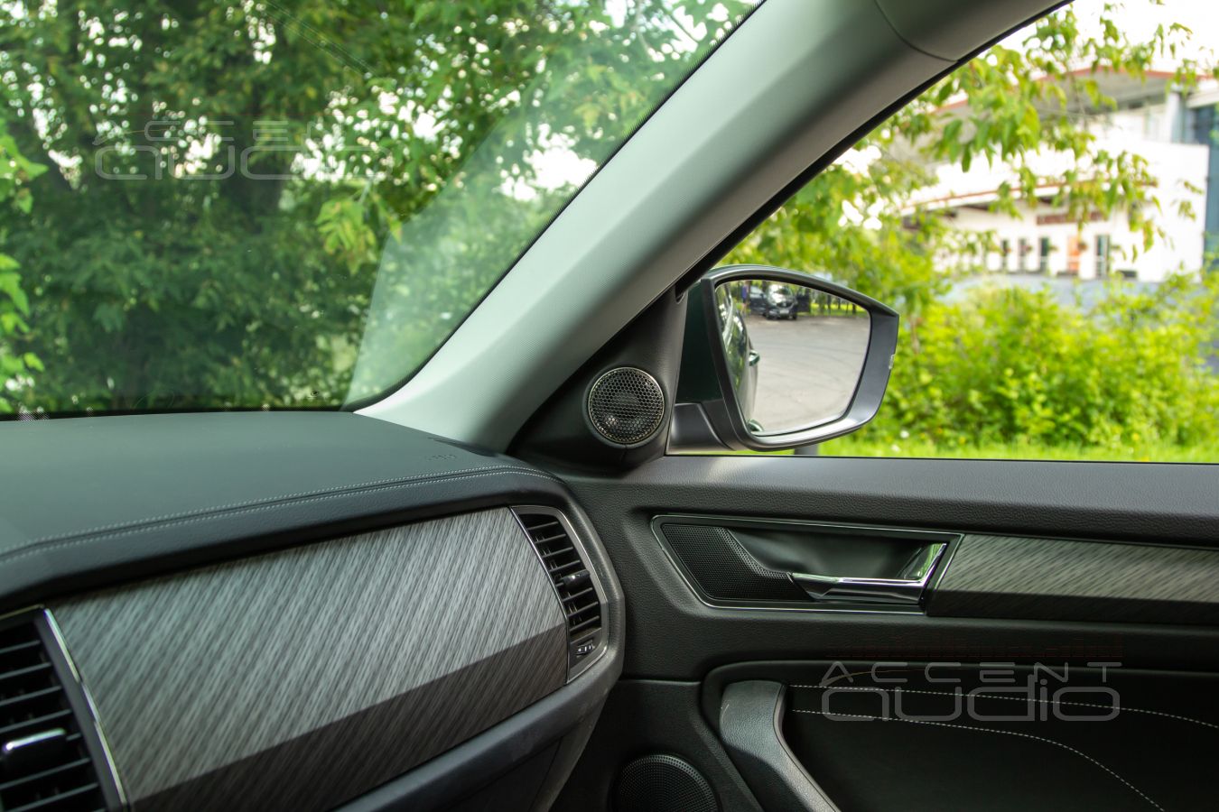 Почти три полосы: экономично и без страшных подиумов – Brax GL2 в Skoda Kodiaq