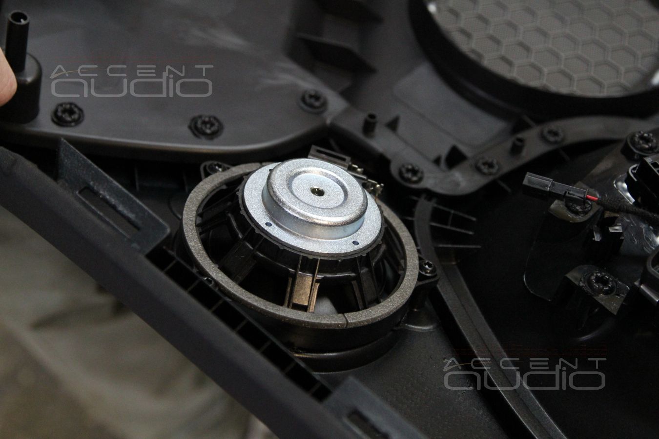 Золотой стандарт в новом RangeRover Evoque