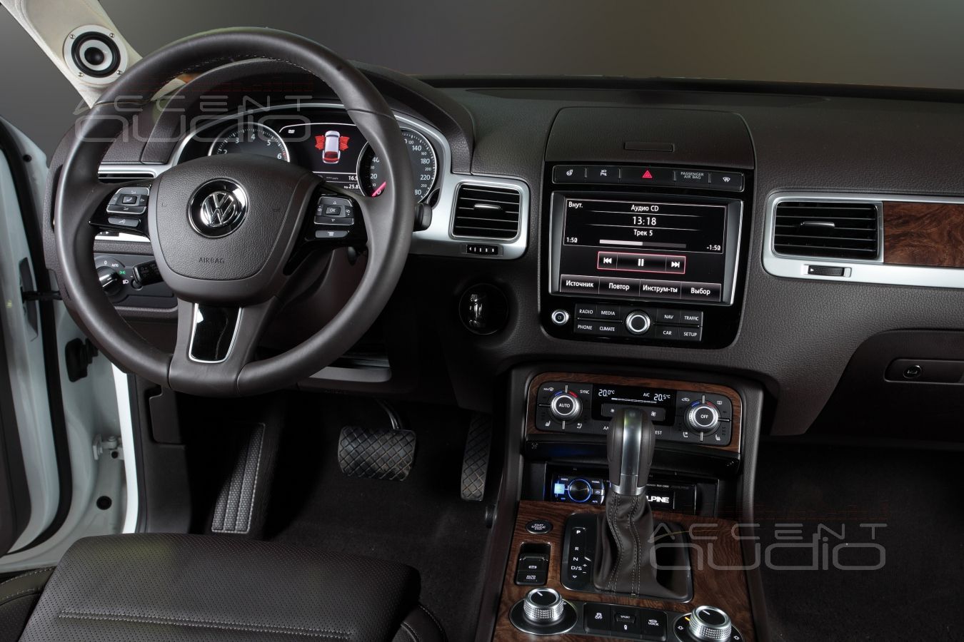 Среднечастотные твитеры Bewith A-50 в Volkswagen Touareg NF