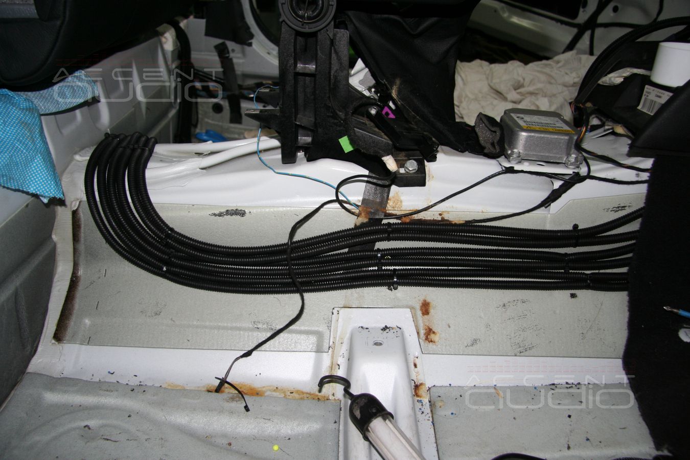 Кладем соревновательную проводку: BMW M3