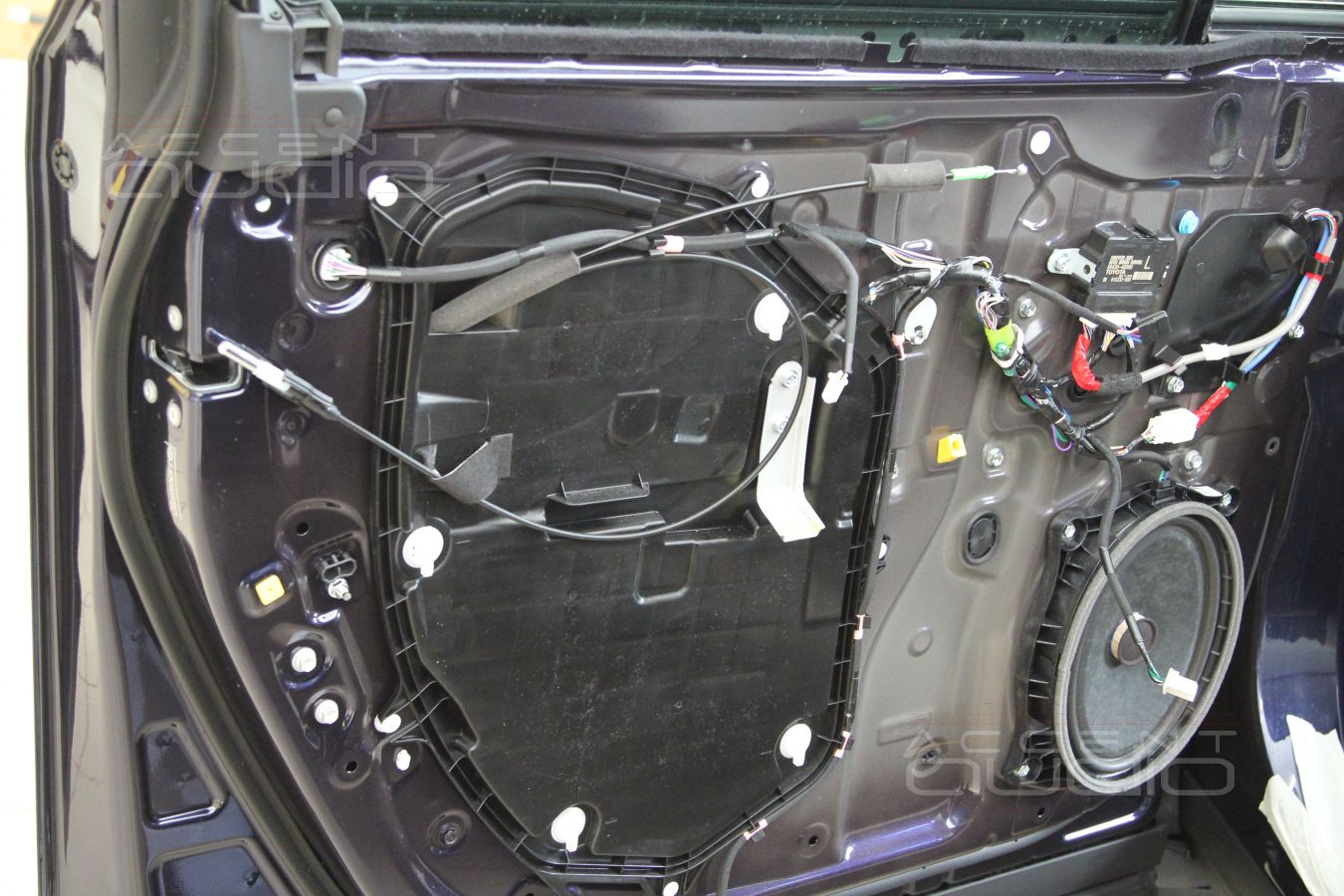 Как это устроено штатно в Lexus RX350