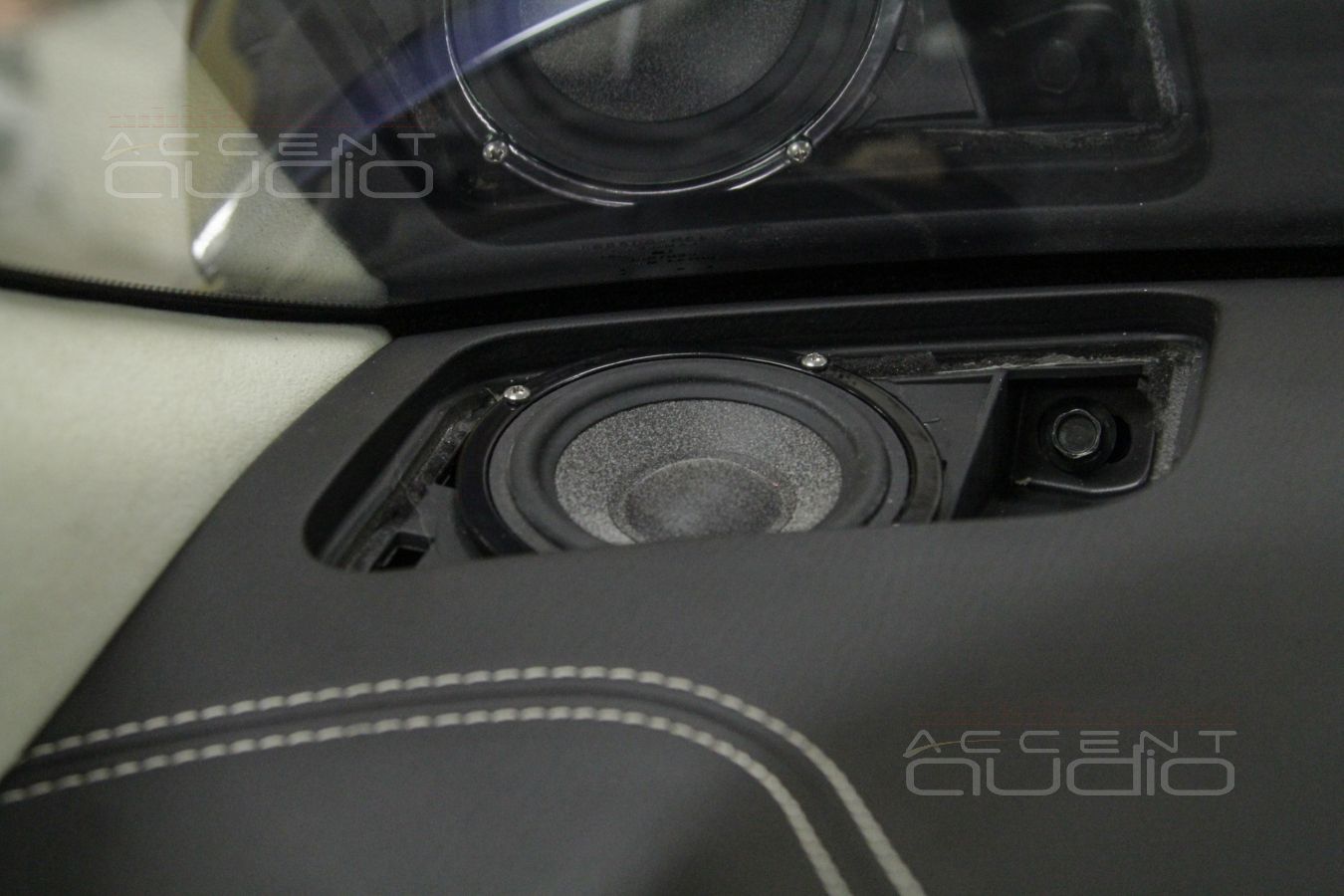 Установка акустики: установка среднечастотных Brax ML3 в торпеду Infiniti QX80