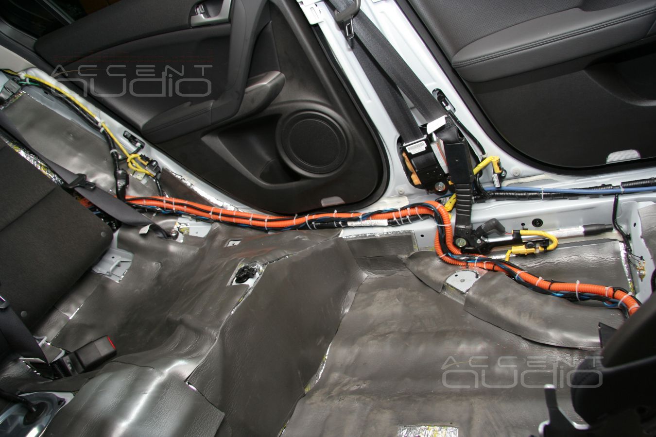 Укладка аккустики