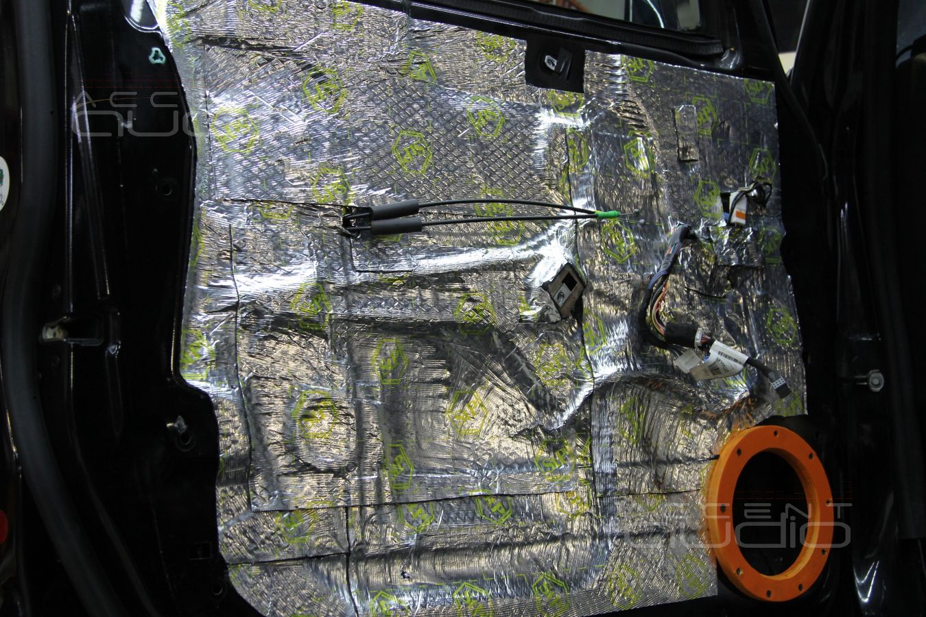 Hummer H3: система вооружения от MDLab