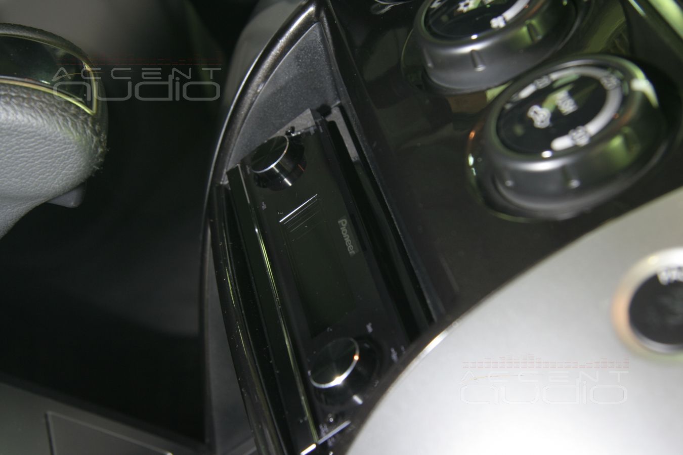 Установка магнитолы в Mitsubishi Pajero Sport