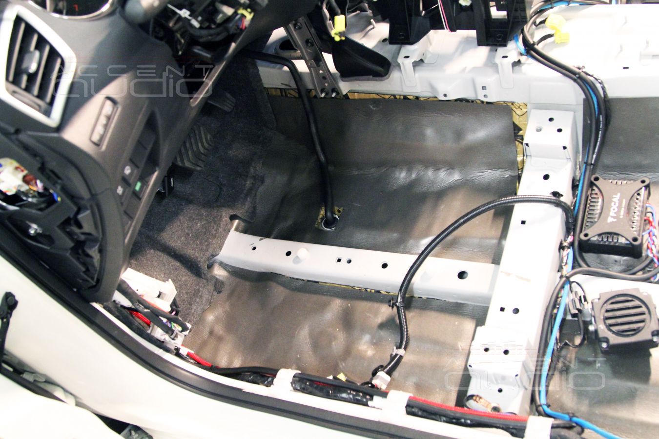 Шумоизоляця Nissan Qashqai