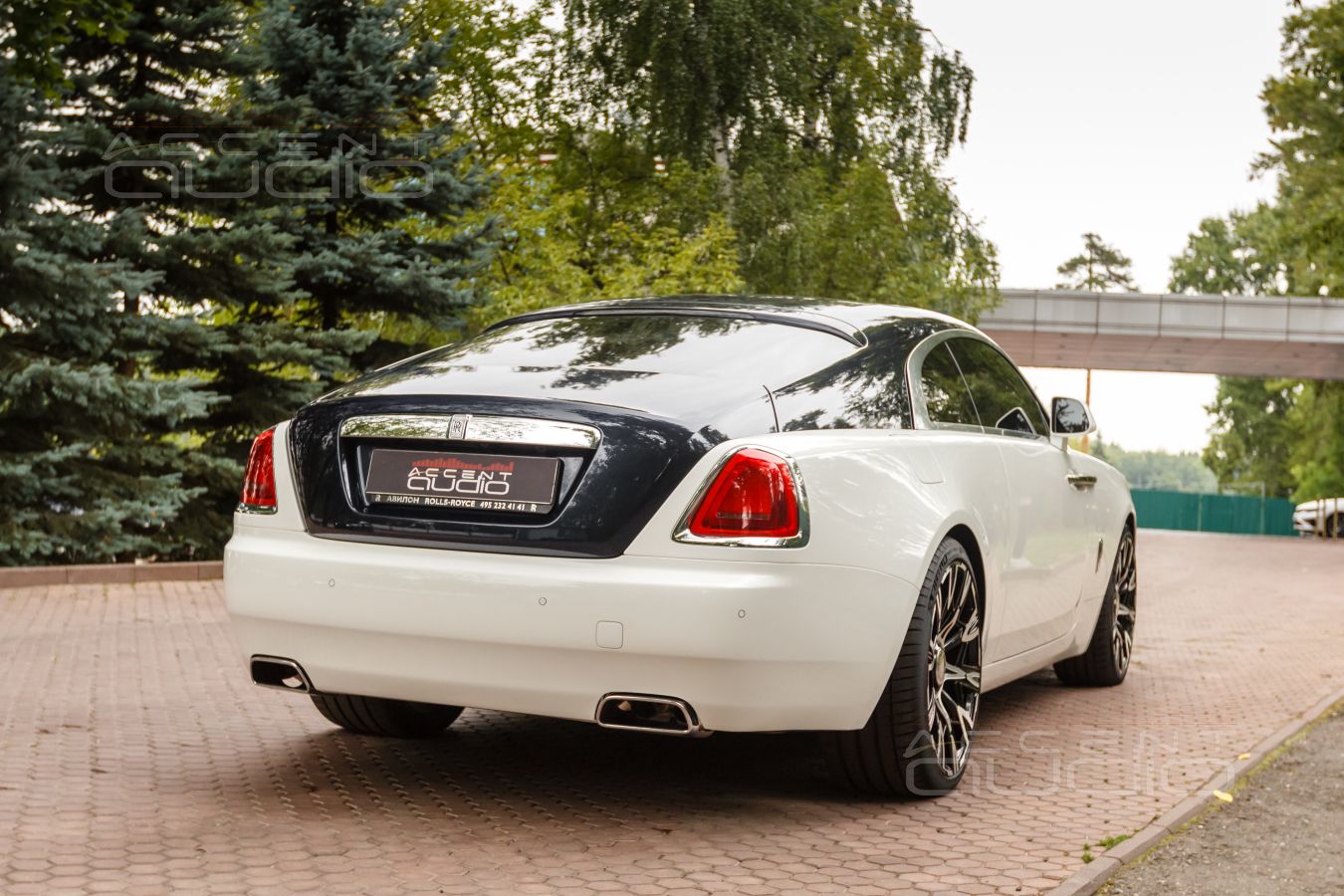 Теперь аудиосистема соответствует роскоши Rolls Royce Wraith