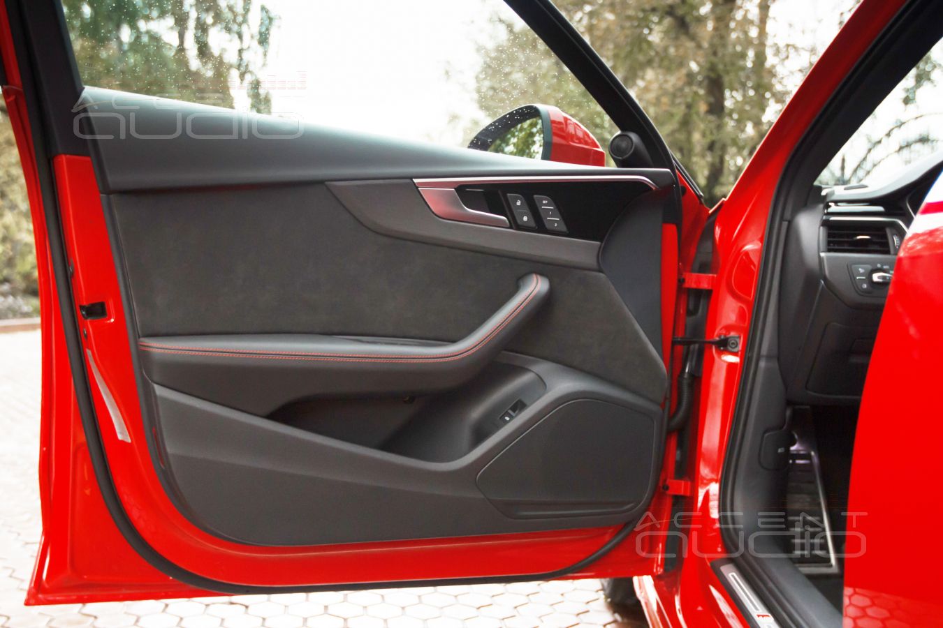 Аудиоподготовка-шумоизоляция дверей Audi A4 Avant 2021 и установка акустики Brax