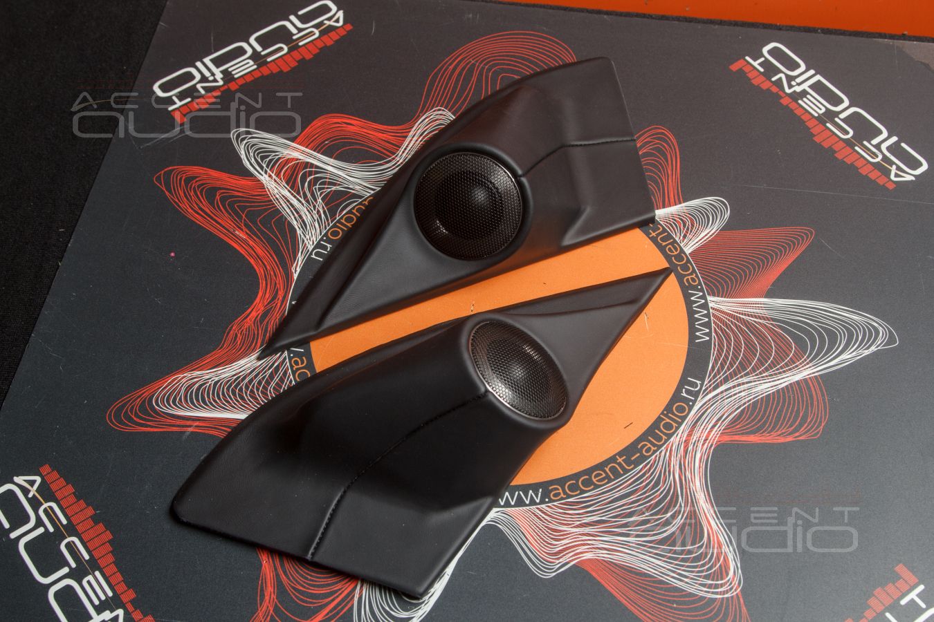 Новые твитеры Brax ML1 в Audi SQ7 – лучше, чем штатно