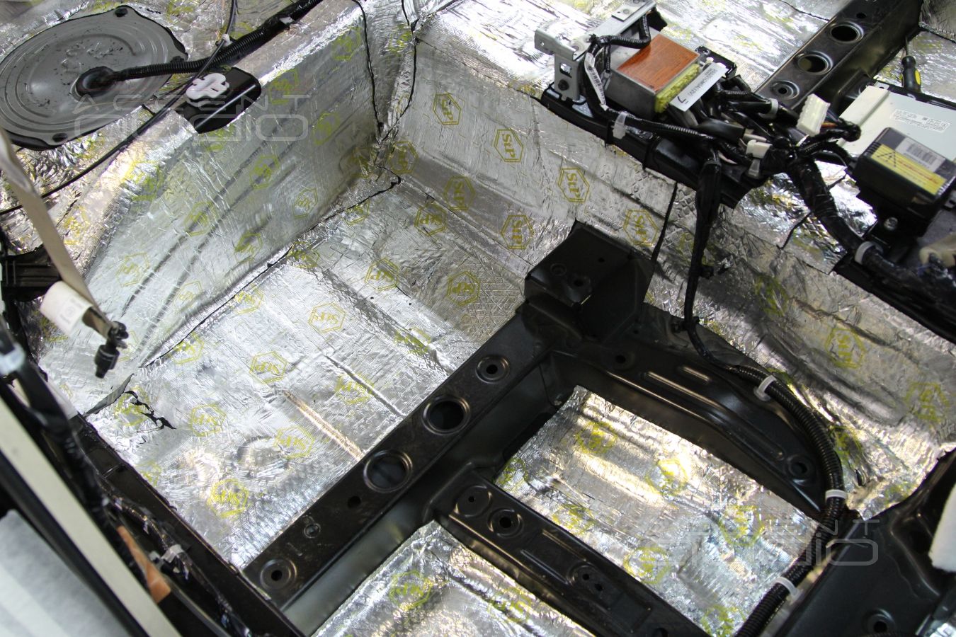 Шумоизоляция Infiniti FX35