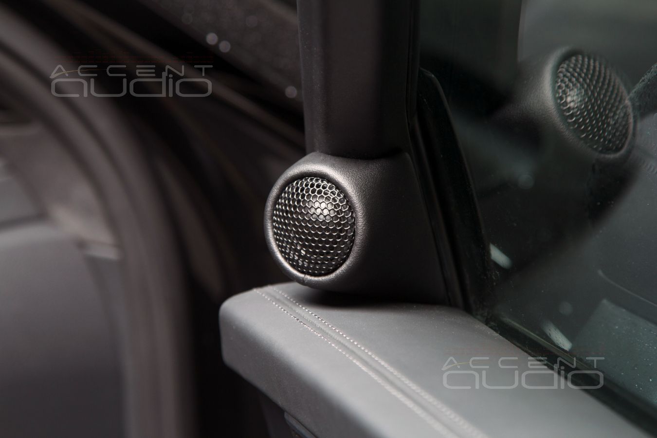 Твитеры SOAudio SO19V решают задачу дизайна и остроты в Audi RS6 Avant