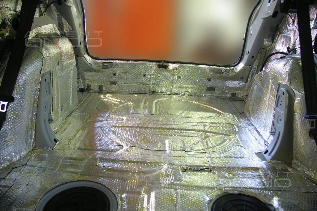 Полная шумоизоляция Volkswagen Tiguan