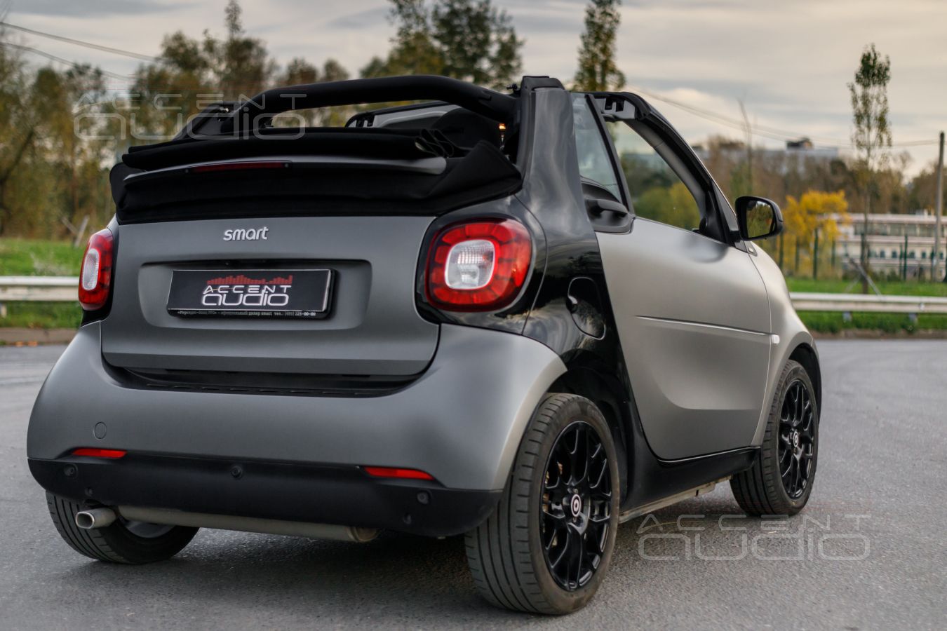 Как управляется и как звучит новая аудиосистема в Smart Fortwo