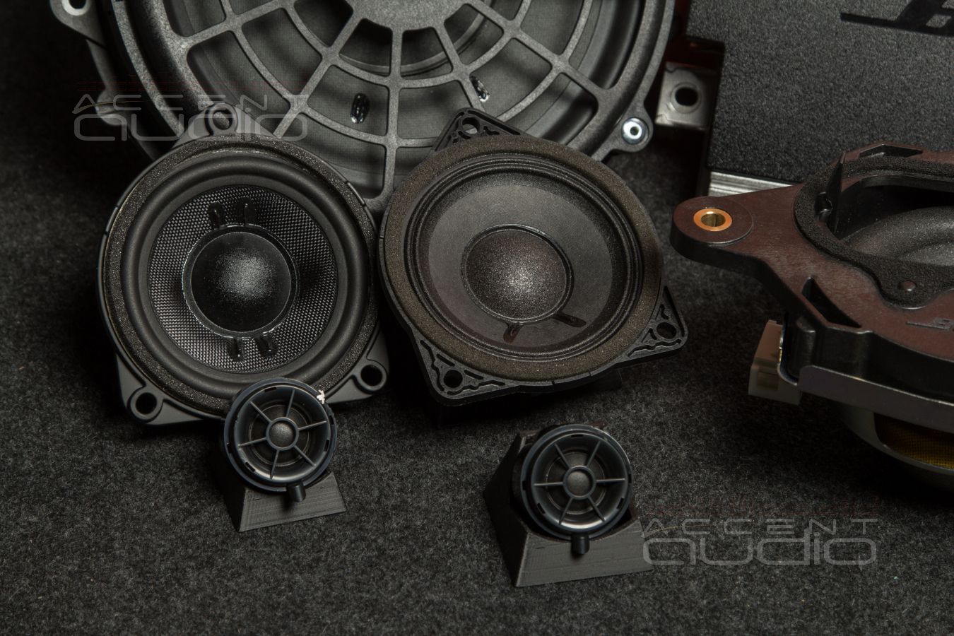 Проект аудиосистемы (не Bose и не Burmester) в Porsche Carrera 911 S