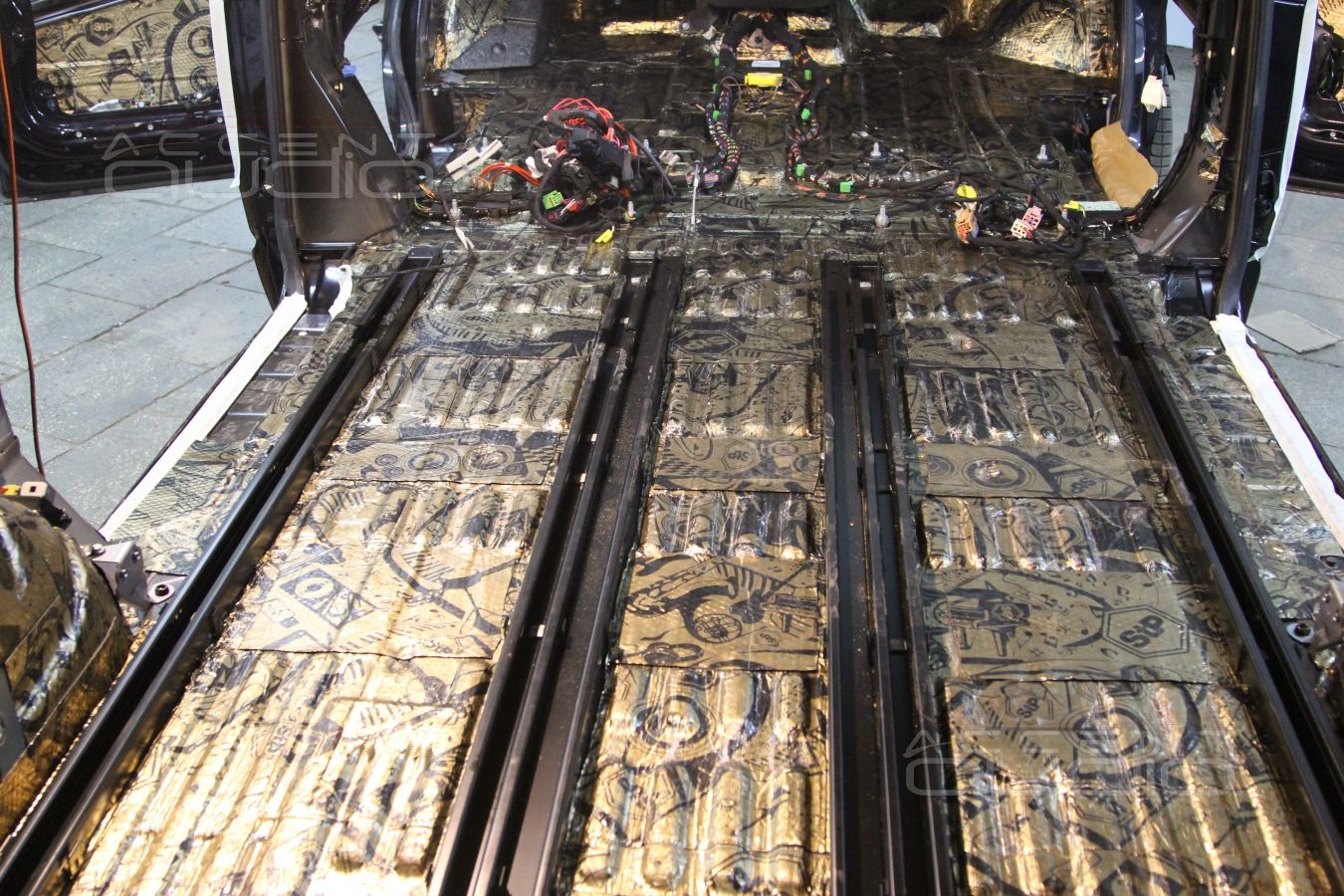 Шумоизоляция Volkswagen Multivan