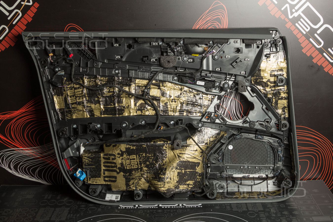 Играющие двери Audi A7 – реально и без сложностей