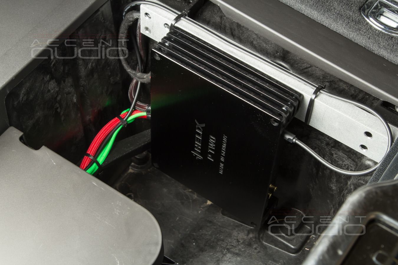 Усилитель Helix PTwo – строго на мидбасы для точности и роскоши!