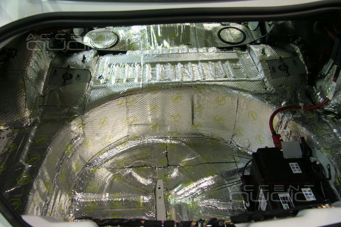 Виброизоляция кузова Jaguar XF