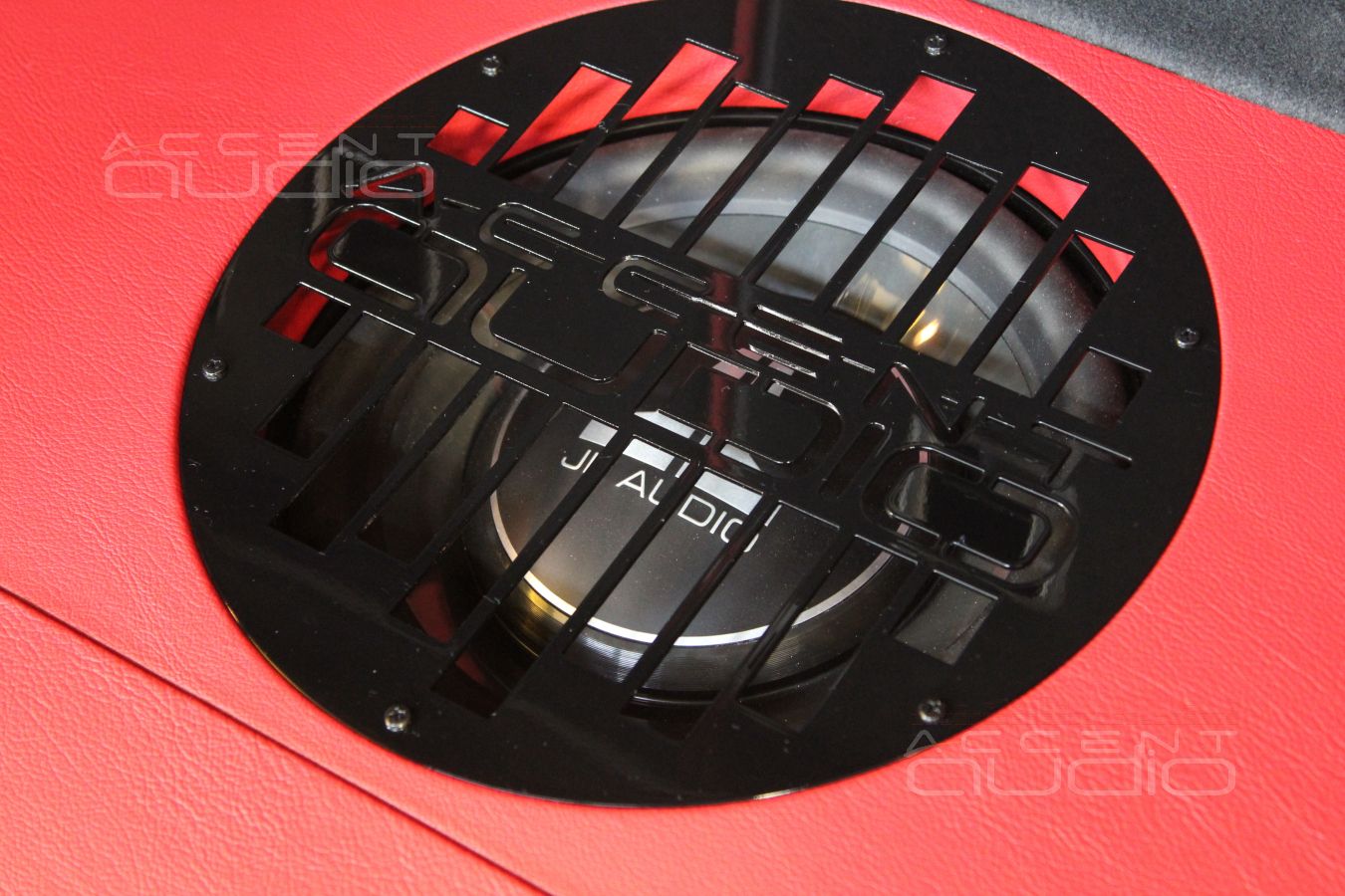 ...и он красный