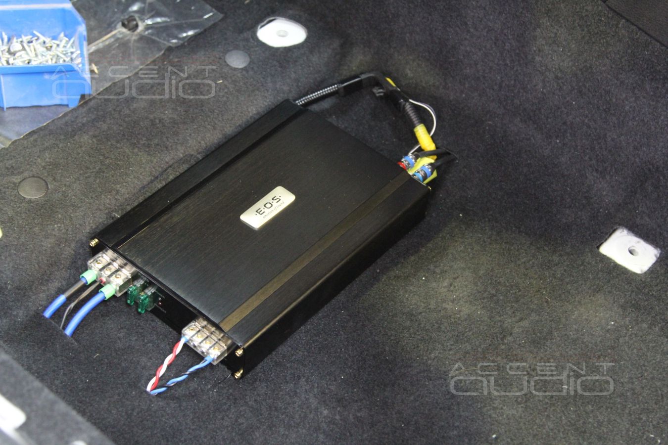 Установка усилителей E.O.S в Toyota GT86