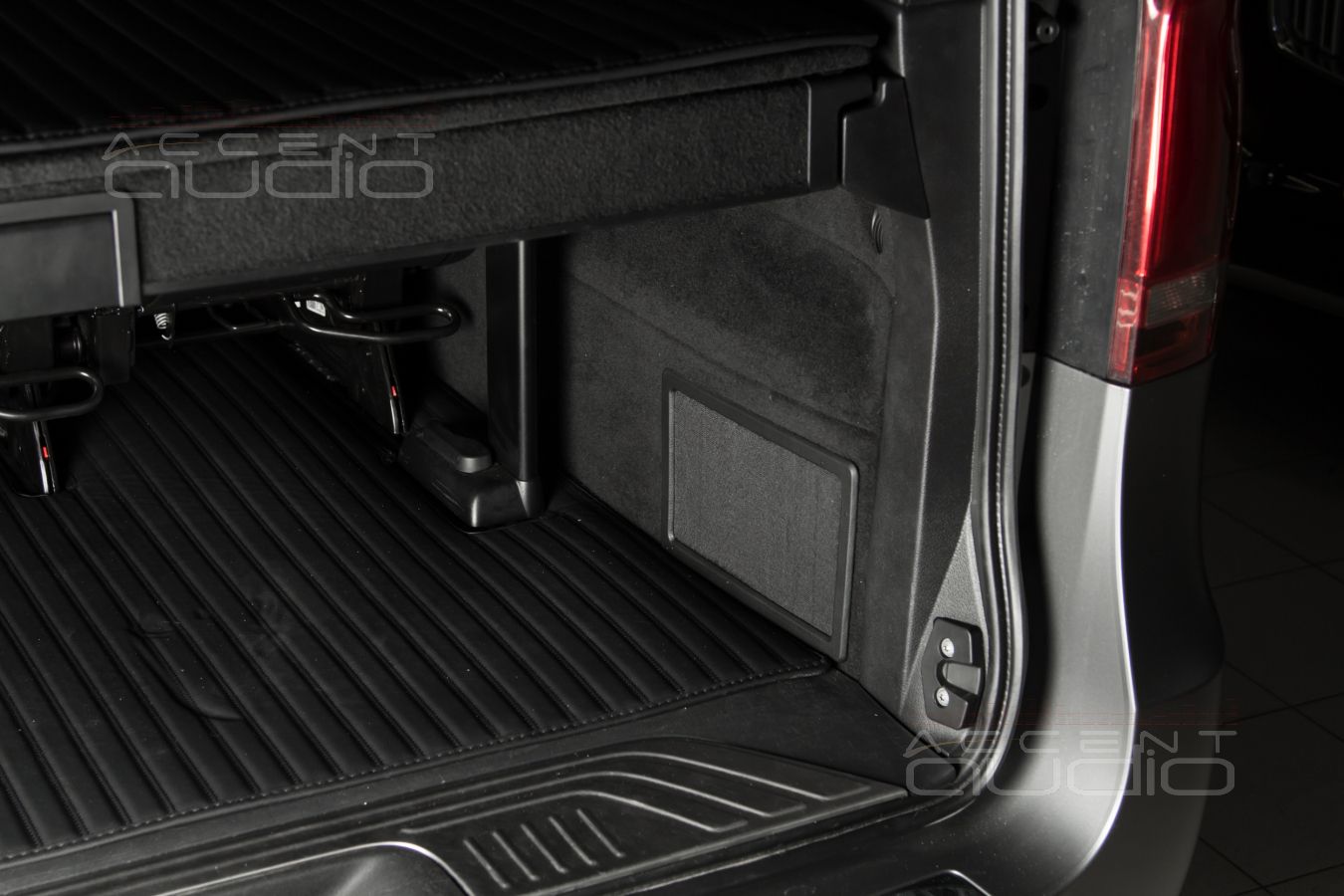 Сабвуфер: заводское исполнение или лучше ?