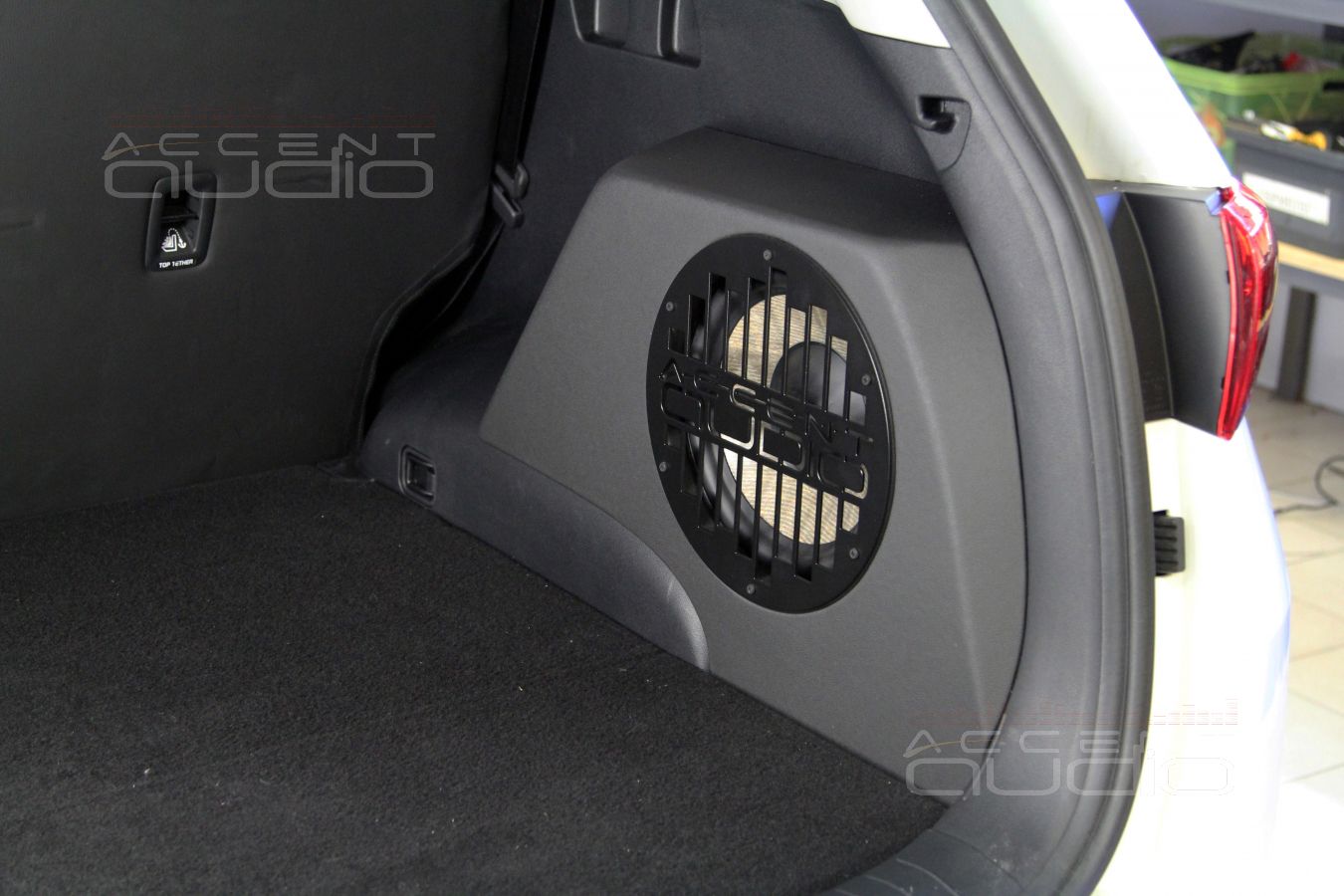 Сабвуфер в новом Kia Sportage.