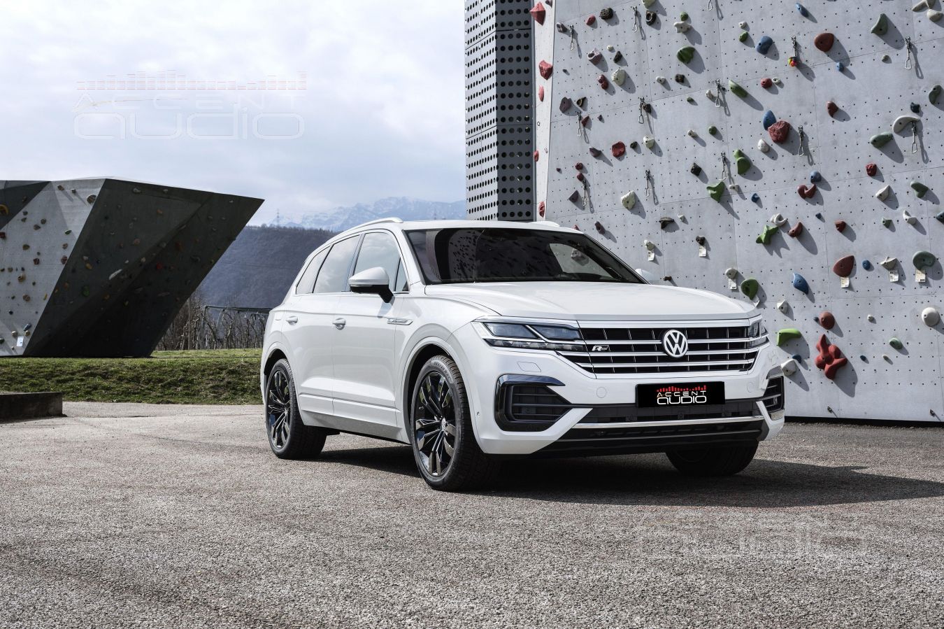 Проект новой аудиосистемы для Volkswagen Touareg 2024