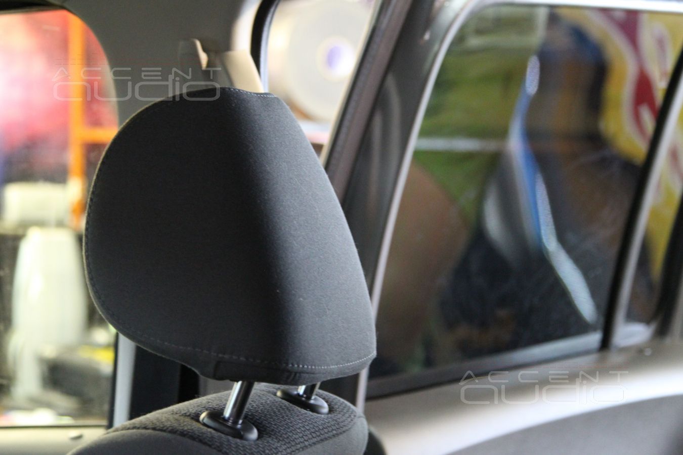 Volkswagen Amarok - доводим до ума: мультимедиа, пошив салона