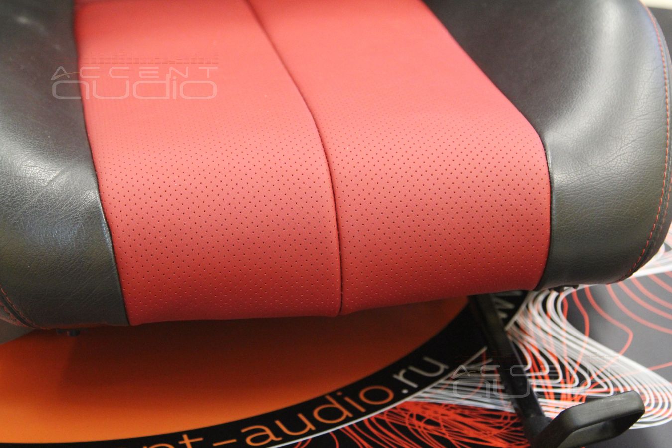 Mercedes-Benz ремонтируем, перешиваем, красим сидения и детали интерьера