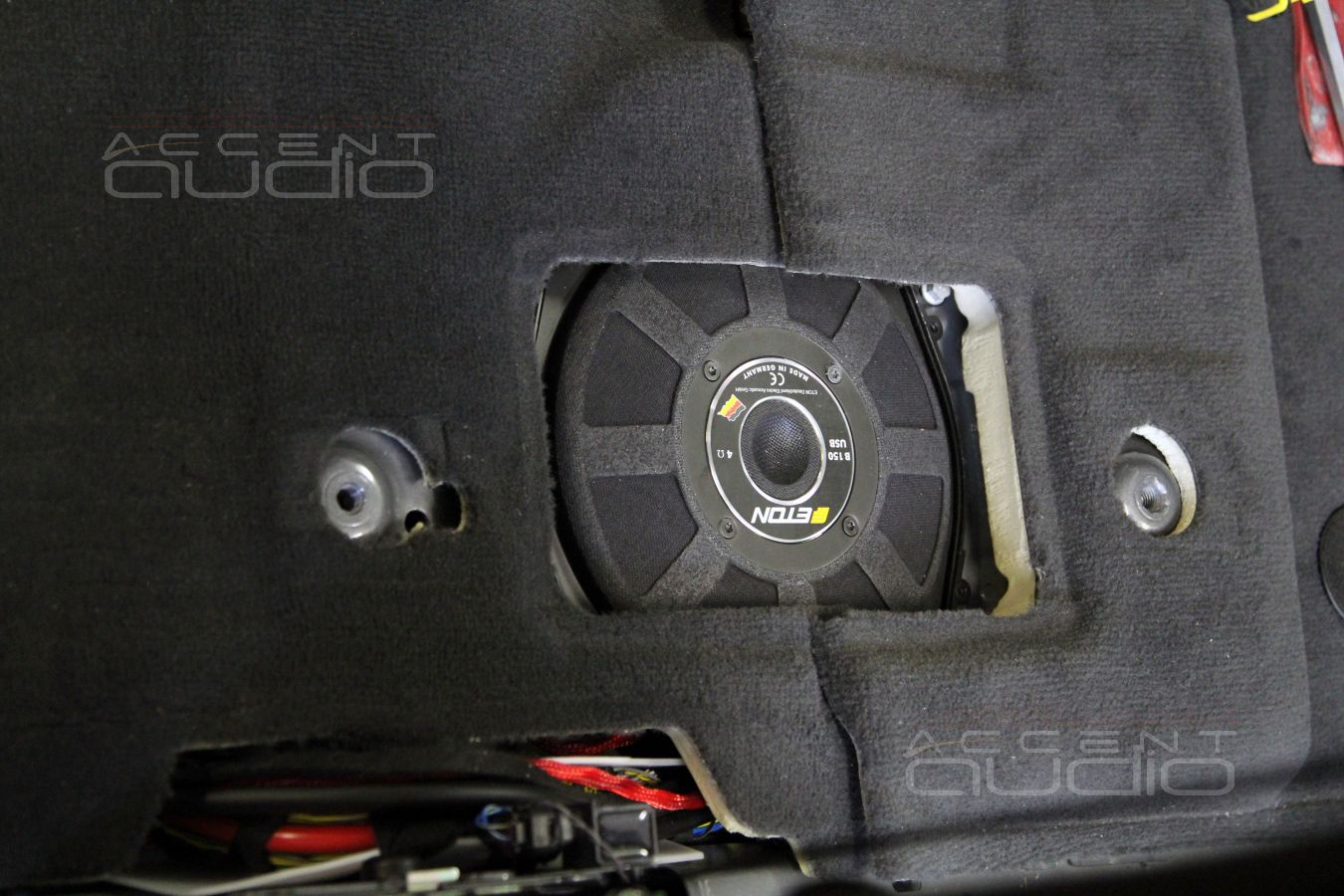 Подсидельные мидбасы – обычно, но это Eton !