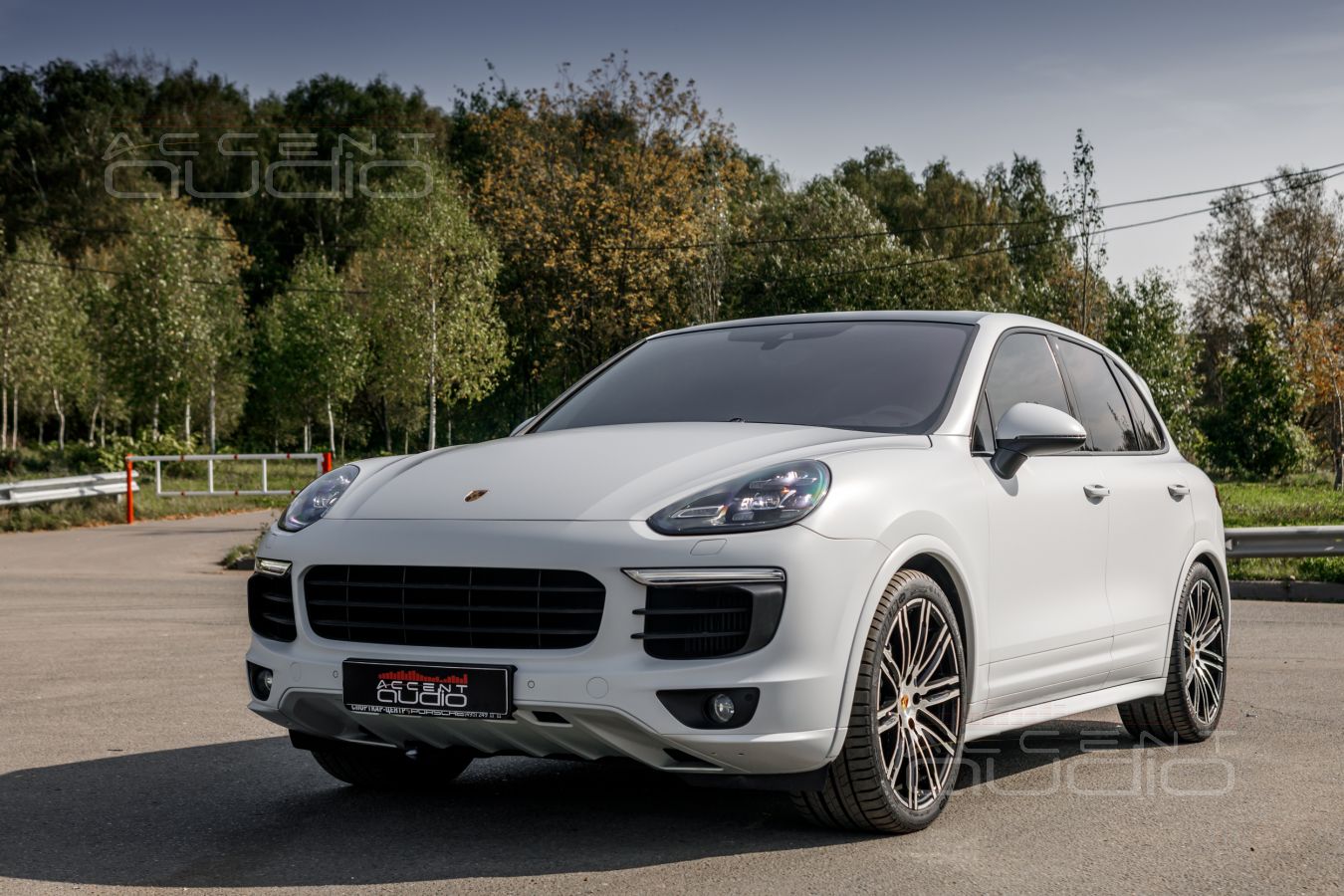 Hi-End на D классе в Porsche Cayenne: как это играет ?