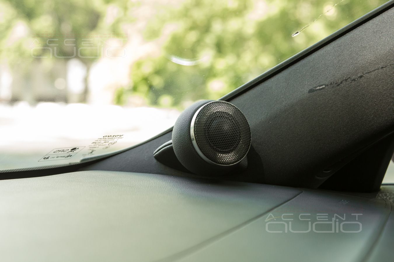 Новый стиль, новое решение, новая эффективность: размещение твитеров Brax в Volvo