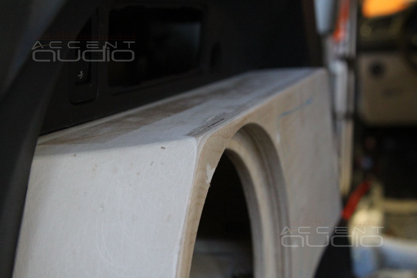 Фирменный сабвуфер с новой, оранжевой отстрочкой под Оранжевое настроение