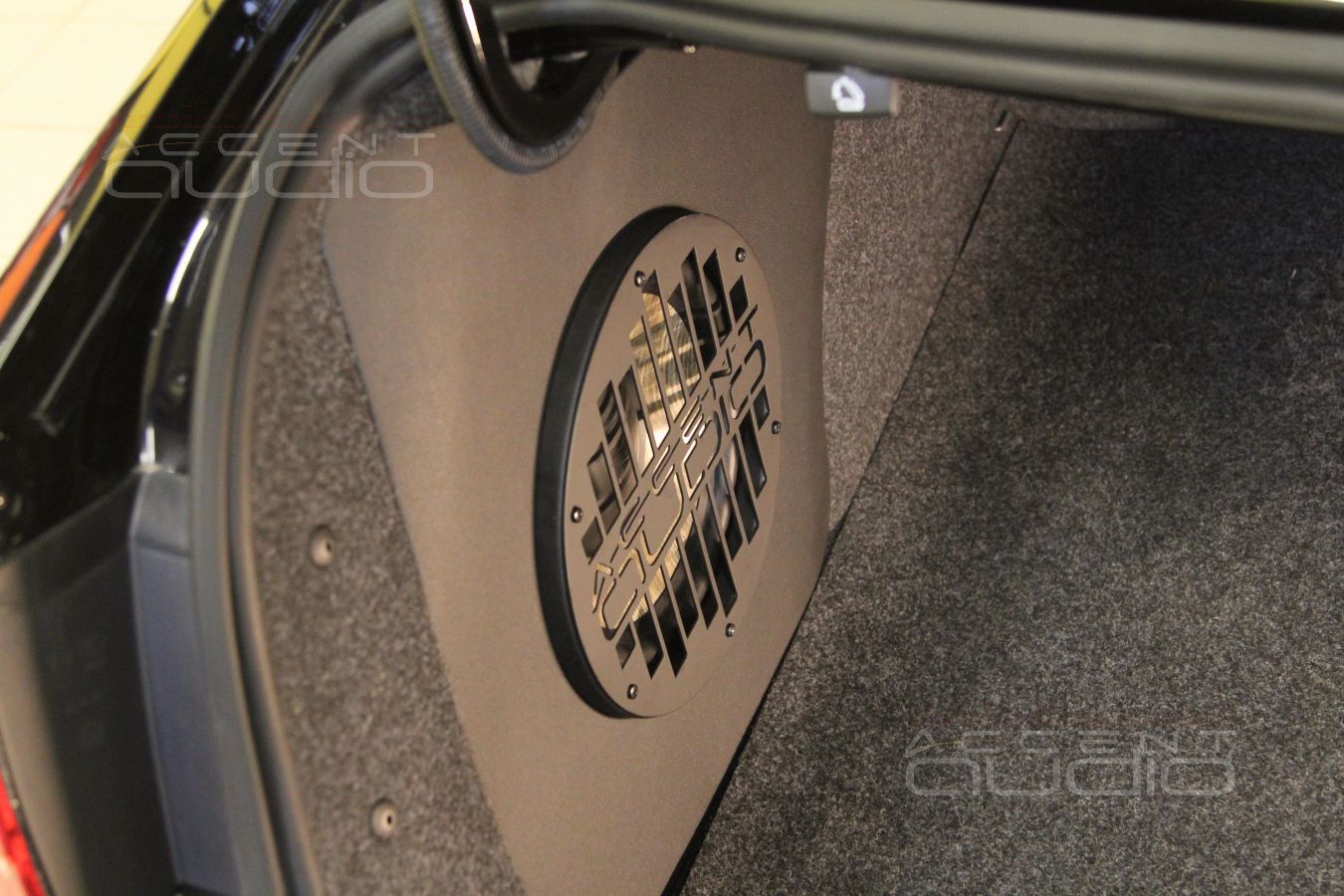Сабвуфер-стелс для Volkswagen Jetta