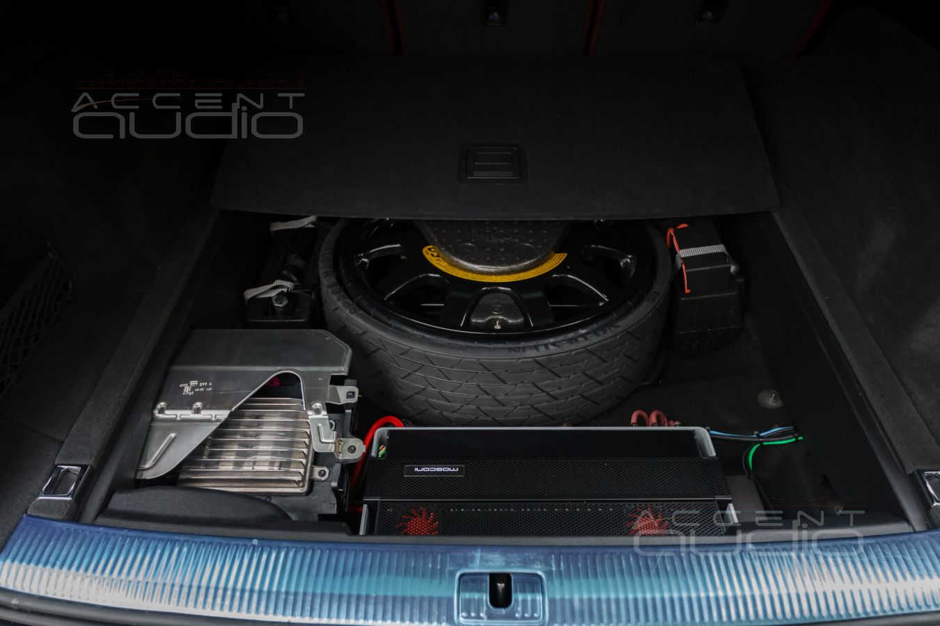 Установка усилителей и аудиопроцессора в Audi SQ7