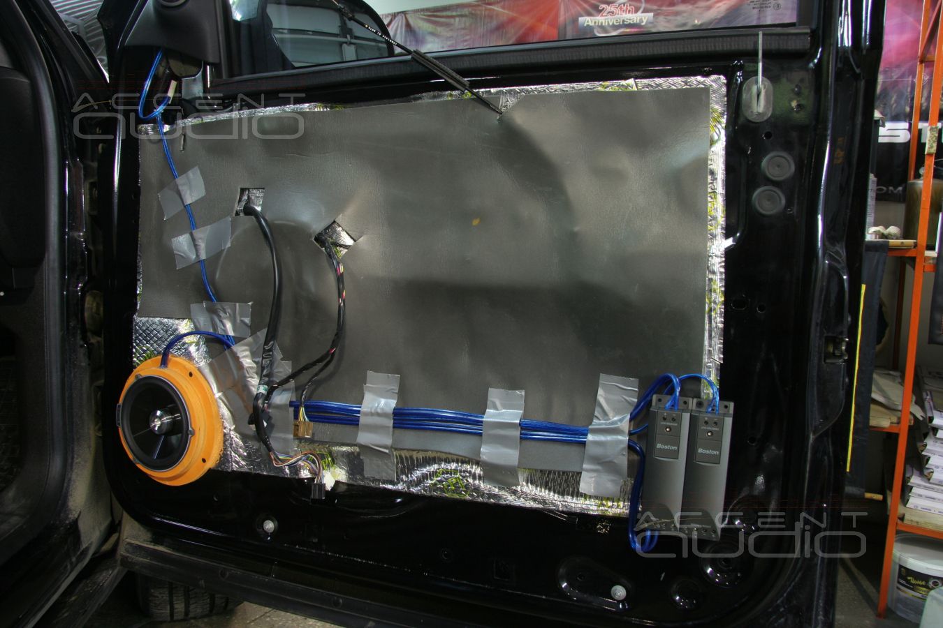 Установка динамиков Boston Acoustics в Chevrolet Tahoe