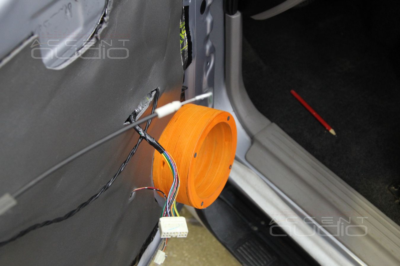 Акустика MDLab SP-A17.2С в Mitsubishi Pajero Sport 2013