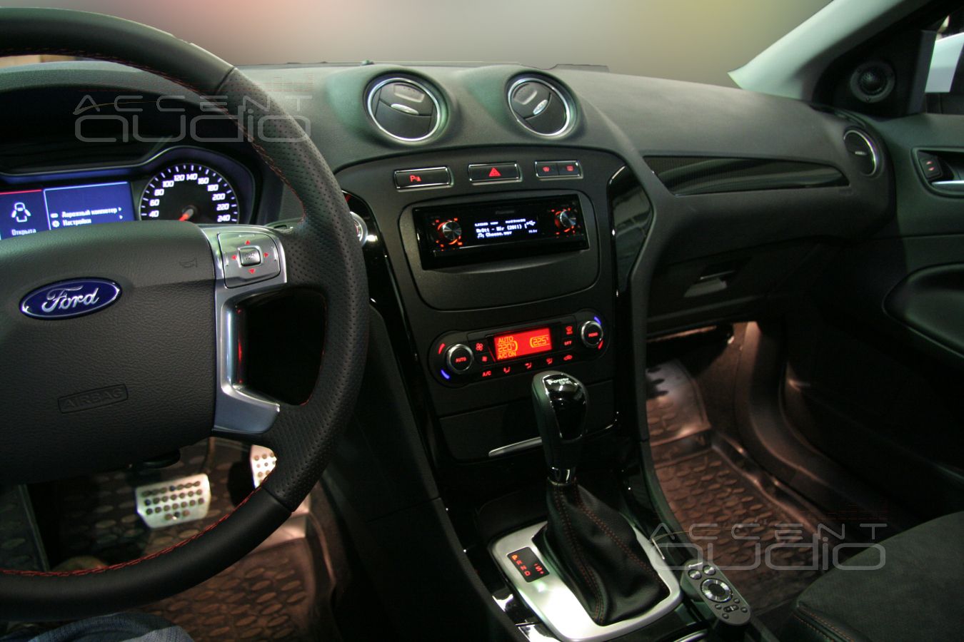 Выбор оборудования и установка магнитолы в Ford Mondeo