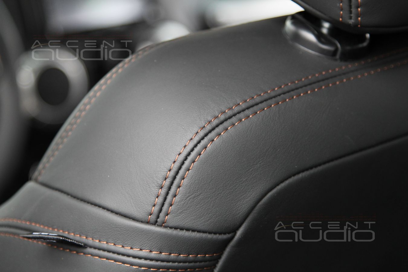 Эксклюзивный кожаный салон Jeep Wrangler